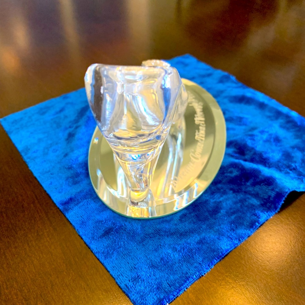 Glass Cinderella Slipper with mirror base - Picture 6 of 11